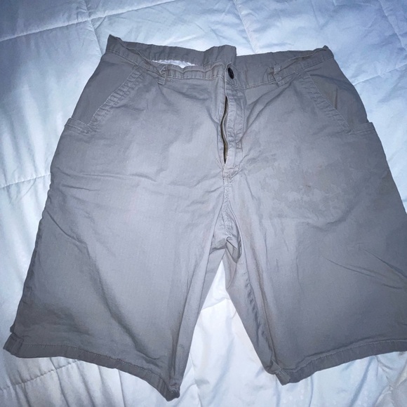 Dickies Men's Shorts - 90s and Early 2000s Vibes - Picture 1 of 2